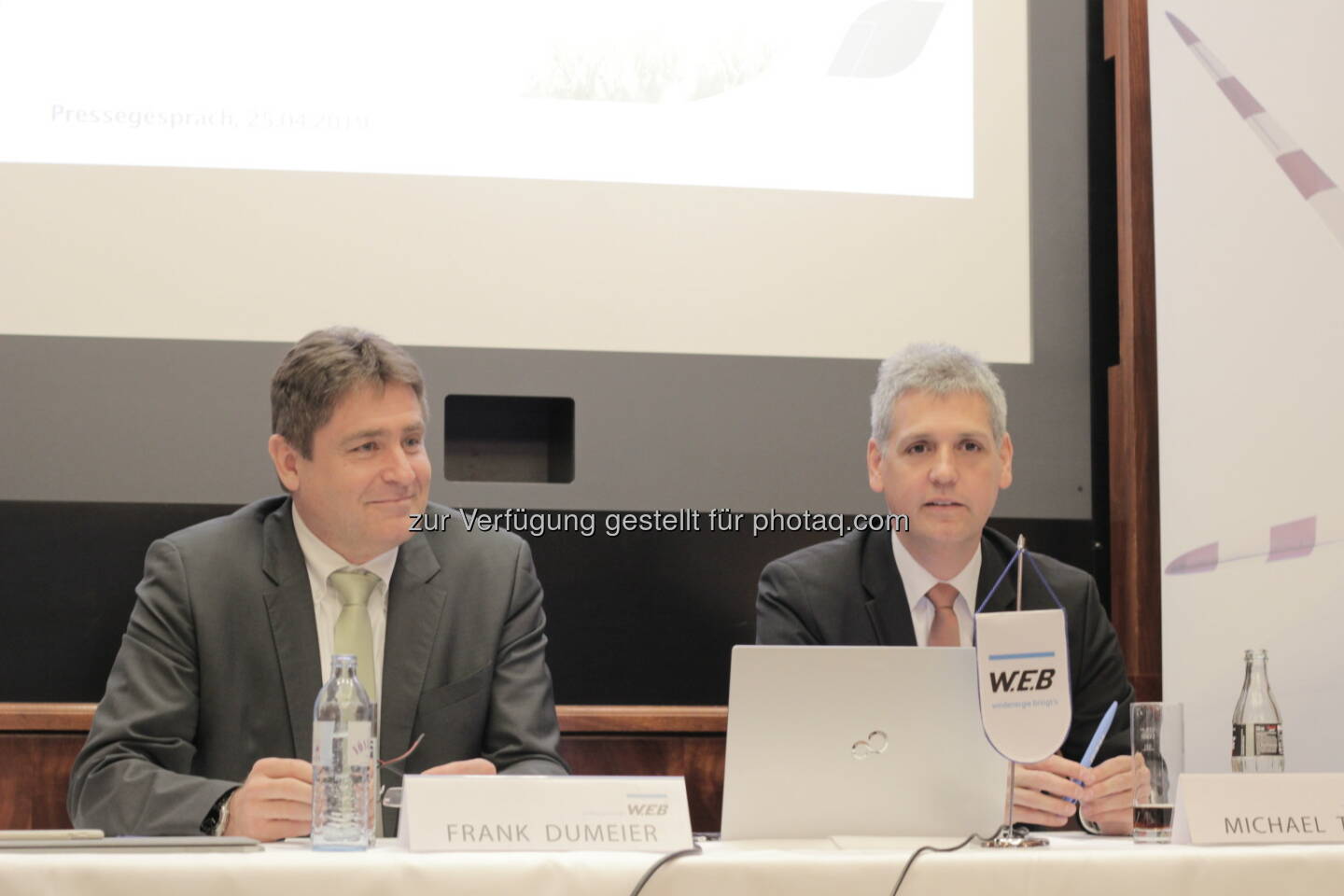 Zufriedene Gesichter bei Bilanzpressekonferenz der WEB Windenergie AG: Frank Dumeier und Michael Trcka, 25.4.19