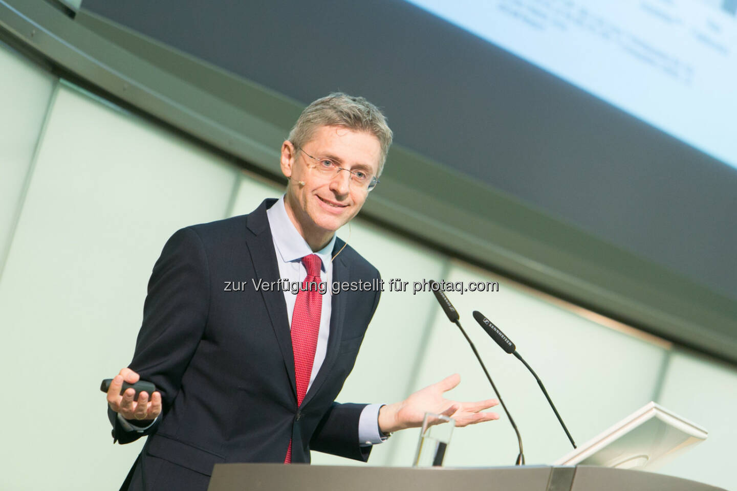 Stefan Bruckbauer (UniCredit Bank Austria)