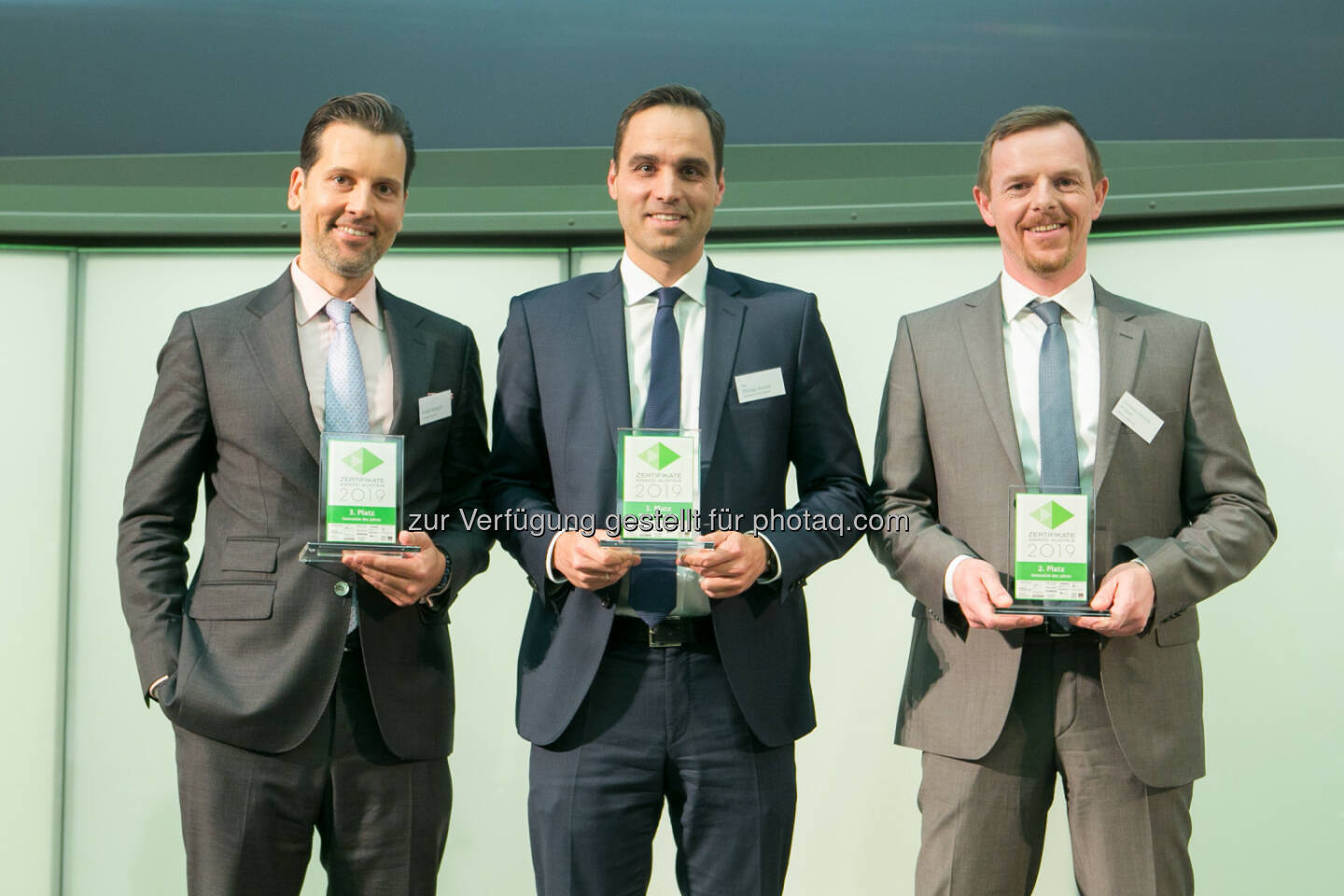 Zertifikate Award Austria 2019 - Innovation - André Albrecht (UniCredit onemarkets), Philipp Arnold (RCB), Christian-Hendrik Knappe (Deutsche Bank X-markets)