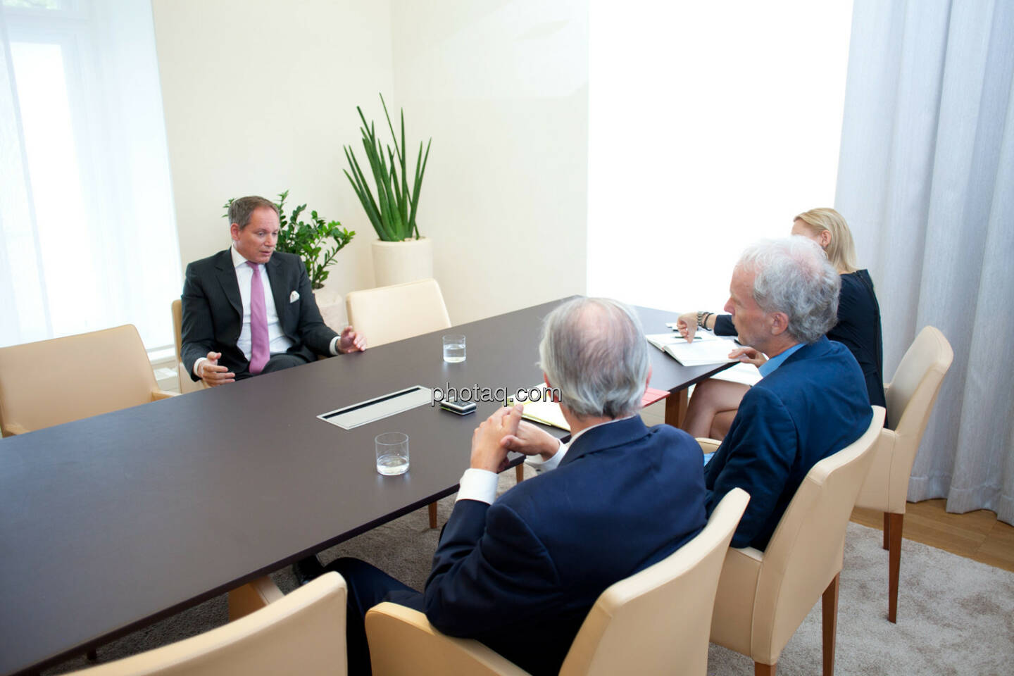 Robert Löw (LLB Österreich), Theresa Böhler (LLB Östereich), Christian Drastil (BSN), Manfred Waldenmair (be.public)