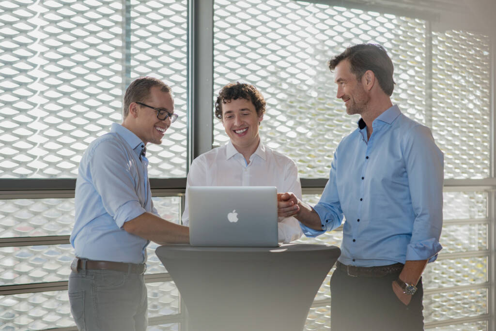 Das Linzer Start-up presono startet mit der Self Service Version  die „Next Generation of Presentation“; im Bild: Martin Behrens, Sebastian Gierlinger und Lukas Keller (v.li.), Fotocredit: presono/Anzhelika Kroiss (23.07.2019) 