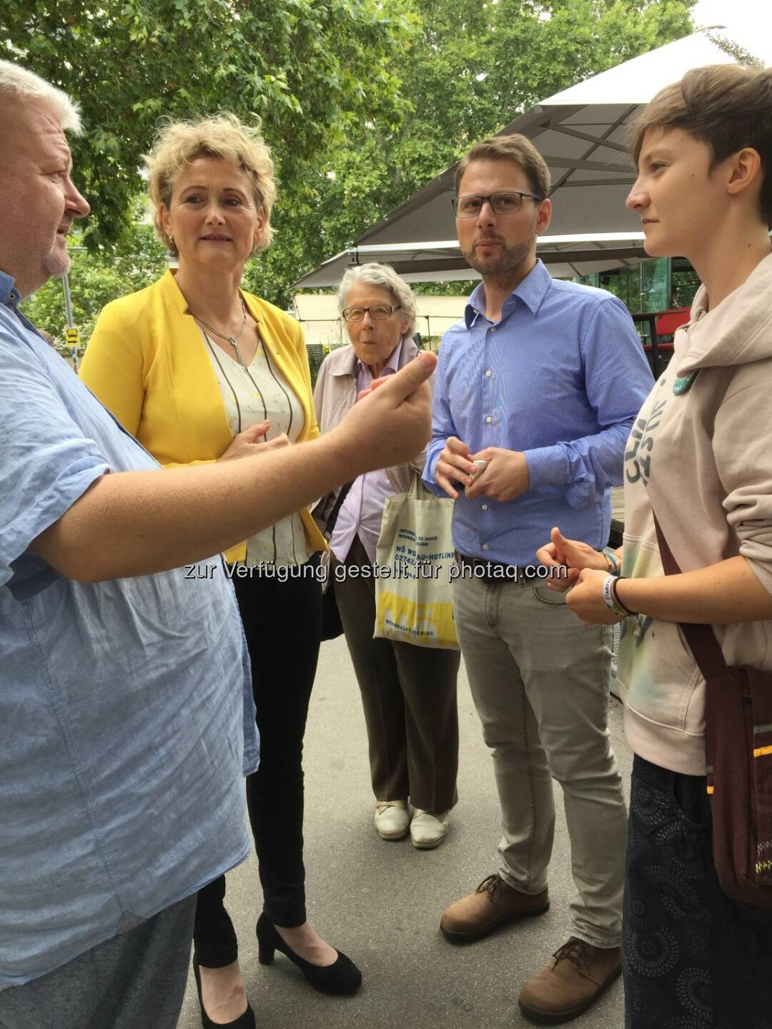 Generationenübergreifendes Gespräch über die heutige Jugend mit Lea Paulovics, Fridays for Future, nach der PK Fakten zur klimafreundlichen Landwirtschaft und zur Rolle der Bio-Landwirtschaft, 13.8.19