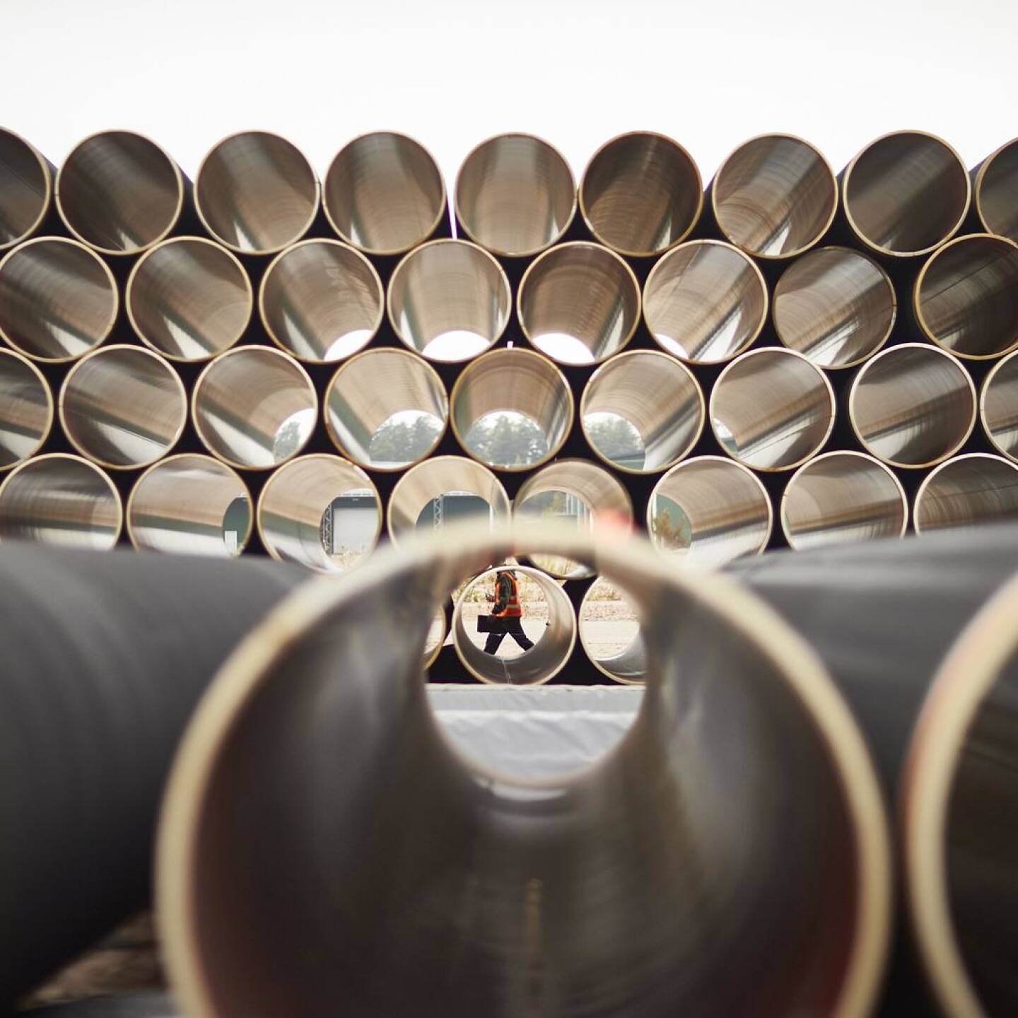 OMV: Nord Stream 2 wird Europa mit kosteneffizienten und zuverlässigen #gas Lieferungen versorgen. Sie wird die strategische Zusammenarbeit mit dem Inhaber der größten Gasreserven der Welt weiter #OMV #Gazprom vertiefen, Reinhard Mitschek, OMV SVP für Gaslogistik und internationale Projekte. Bildnachweis: Nord Stream 2