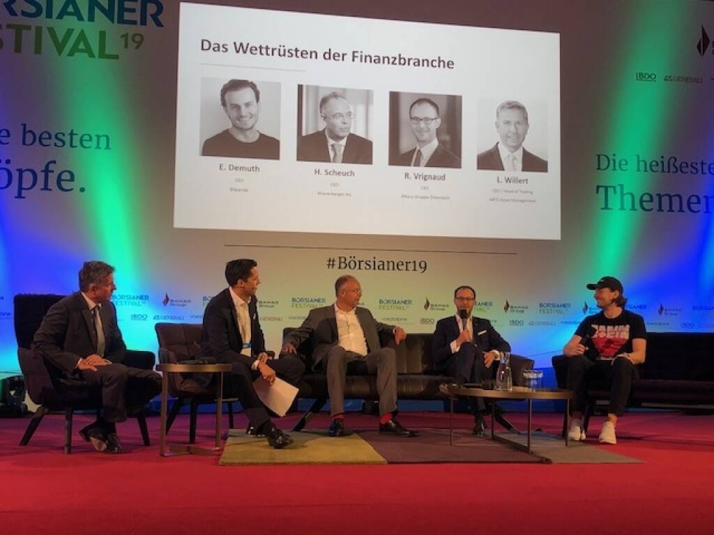 Panel Digitalisierung: Leo Willert (Arts), Dominik Hojas (Börsianer), Heimo Scheuch (Wienerberger), Remi Vrignaud (Allianz Österreich), Eric Demuth (Bitpanda) (25.09.2019)