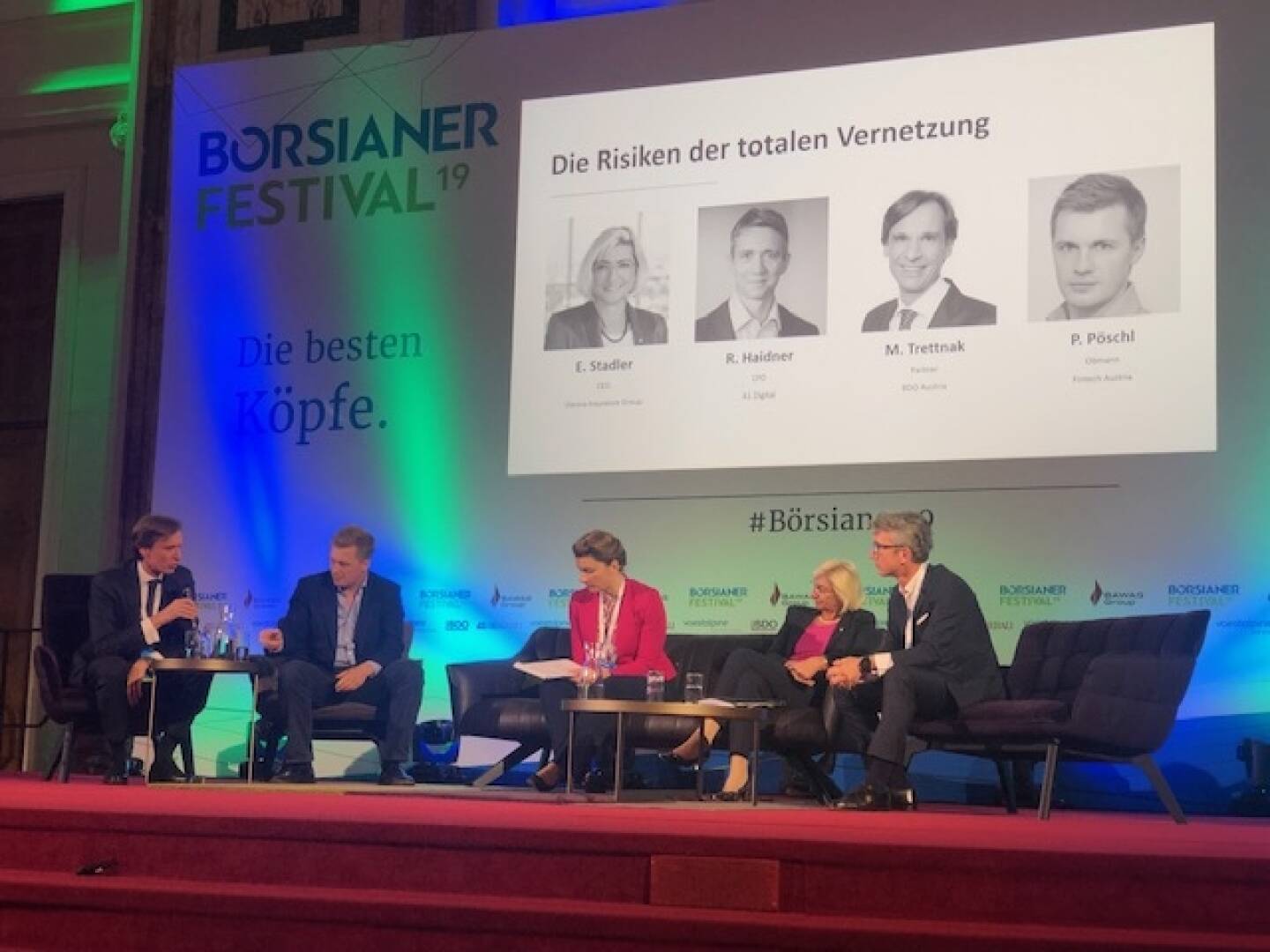 Markus Trettnak (BDO), Pattrick Pöschl (fintech), Ingrid Krawarik (Börsianer), VIG-Chefin Elisabeth Stadler, Roland Haidner (A1)