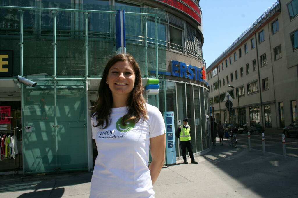 Broker Smeil! - Marija Nikic, Brokerjet (03.07.2013) 