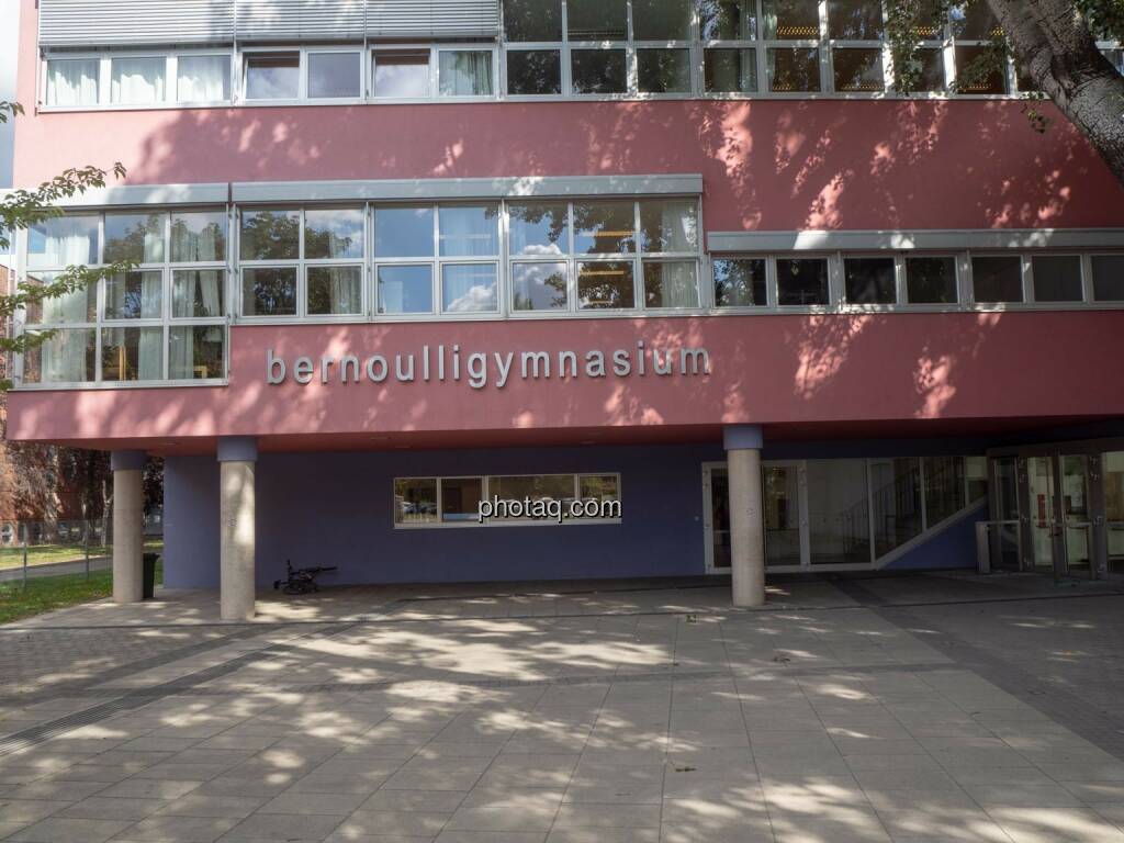 Bernoulligymnasium (01.10.2019)