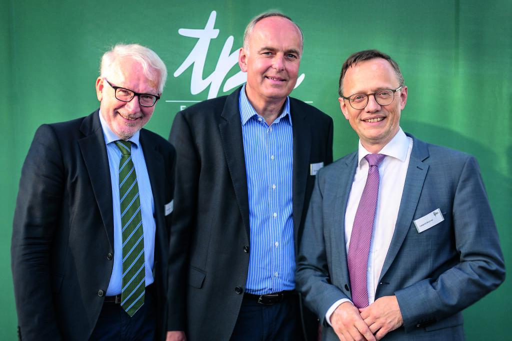 TPA Steuerberatung GmbH feiert 40jähriges Jubiläum im Gründungsort Langenlois mit über 400 Gästen, Livemusik und Schmankerln. im Bild: TPA Partner Gerhard Burger, Karl Schwarz und Leopold Brunner; Fotocredit:Alexander Müller / TPA (02.10.2019) 