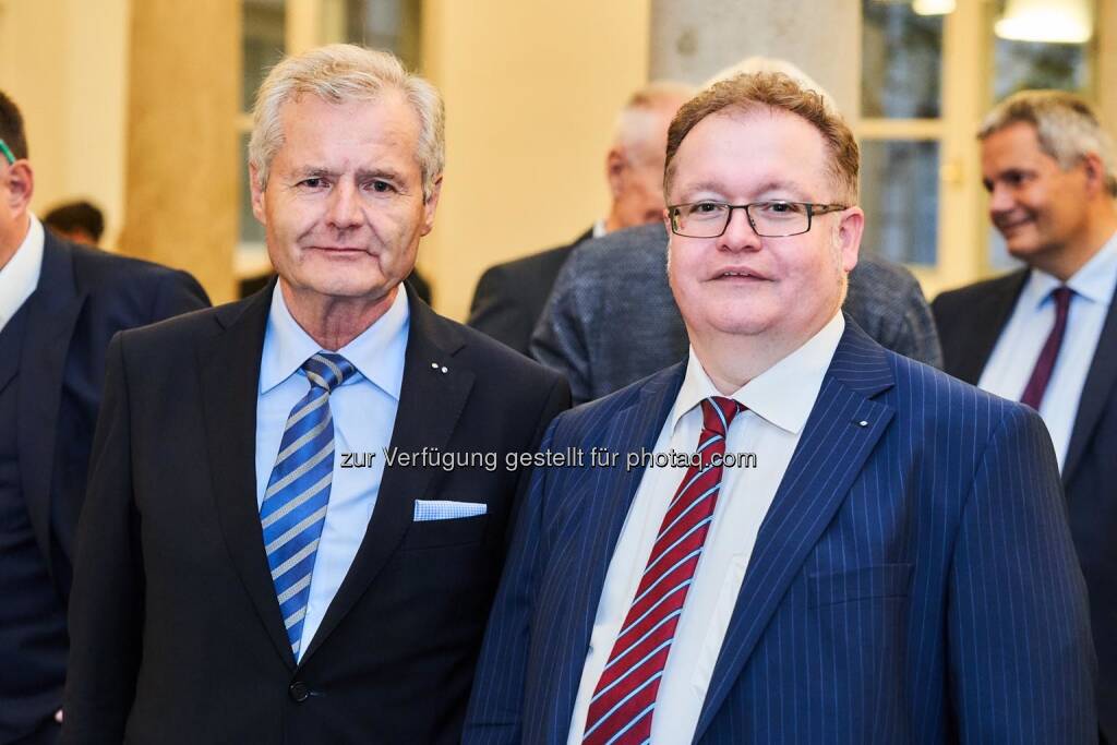 Senatoren des Senat der Wirtschaft unter sich: Senator Josef Absenger (Absenger Group), Senator Gregor Rosinger (Rosinger Group) , © FotoLois.com / Alois Spandl (24.10.2019) 