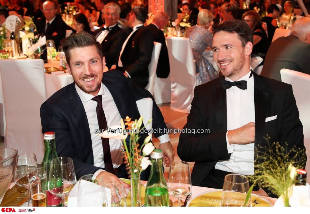 Marcel Hirscher und Felix Neureuther. Photo: GEPA pictures/ Christian Walgram (07.11.2019) 