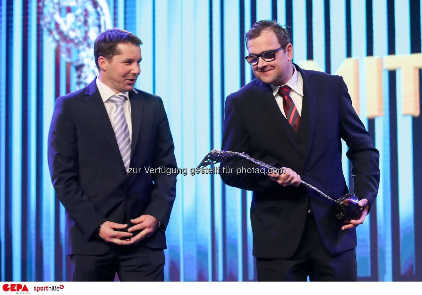 Josef Lahner (AUT) mit seinem Coach. Photo: GEPA pictures/ Christian Walgram