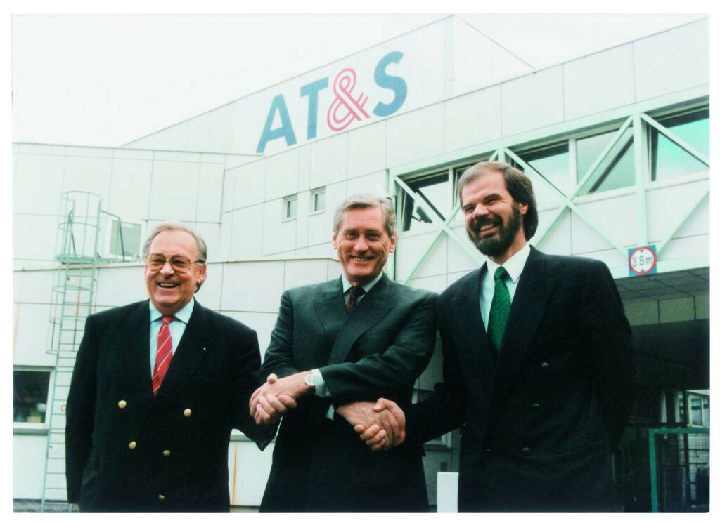Am 7. November 1994 wurde AT&S an die Bietergruppe Helmut Zoidl, Hannes Androsch und Willi Dörflinger zugesprochen, Credit: AT&S (07.11.2019)