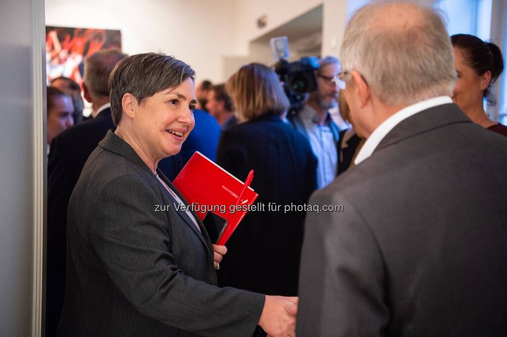 Daniela Kraus (Generalsekretärin Presseclub Concordia), Manfred Matzka (BKA), © Luiza Puiu (11.11.2019) 