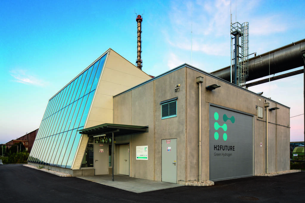 Pilotanlage zur CO2-freien Herstellung von Wasserstoff hat am voestalpine-Standort in Linz; Credit: voestalpine, © Aussender (11.11.2019) 