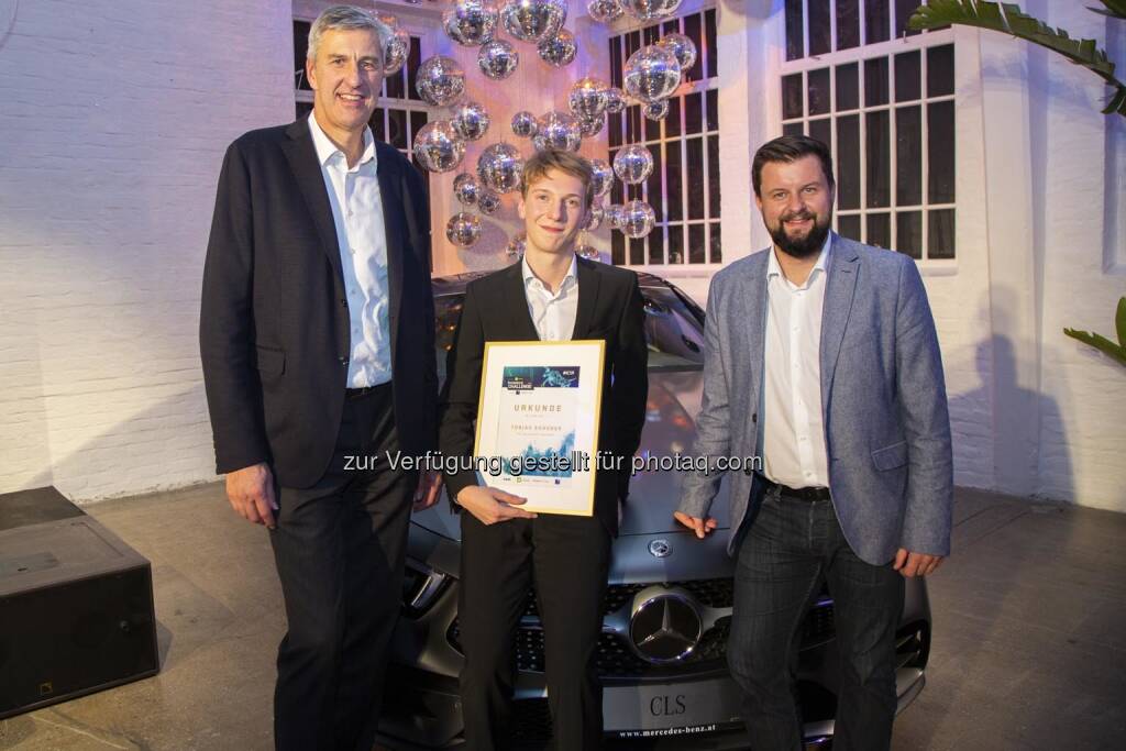 Johannes Haid (Hypo Trol Bank), Tobias Schober (Sieger #IC19), Jürgen Moser (Mercedes-Benz Österreich), © (c) Juergen Hammerschmid (04.12.2019) 