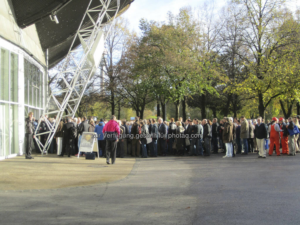 Edelmetallmesse 2012 - so sieht Anlegerinteresse aus!, © IRW-Press (15.12.2012) 