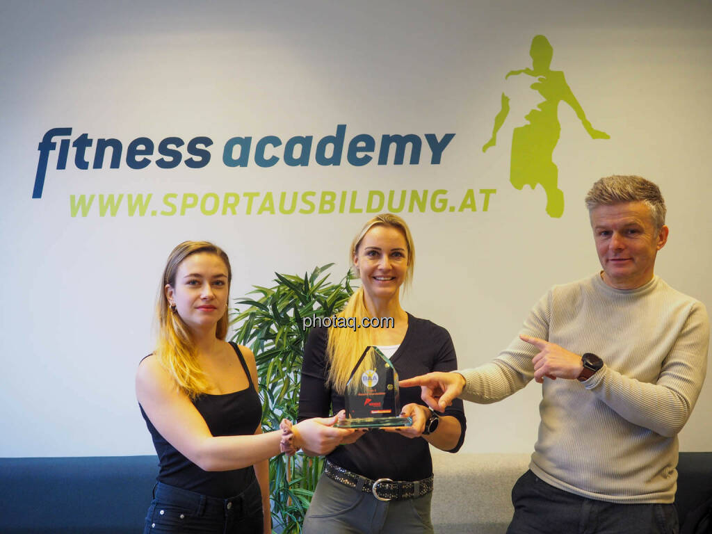 Leya Hempel (BSN), Melanie Brandstätter (Flexyfit Sports Academy), Michael Wernbacher (Wemove Runningstore), © photaq.com bzw. beigestellt (27.01.2020) 