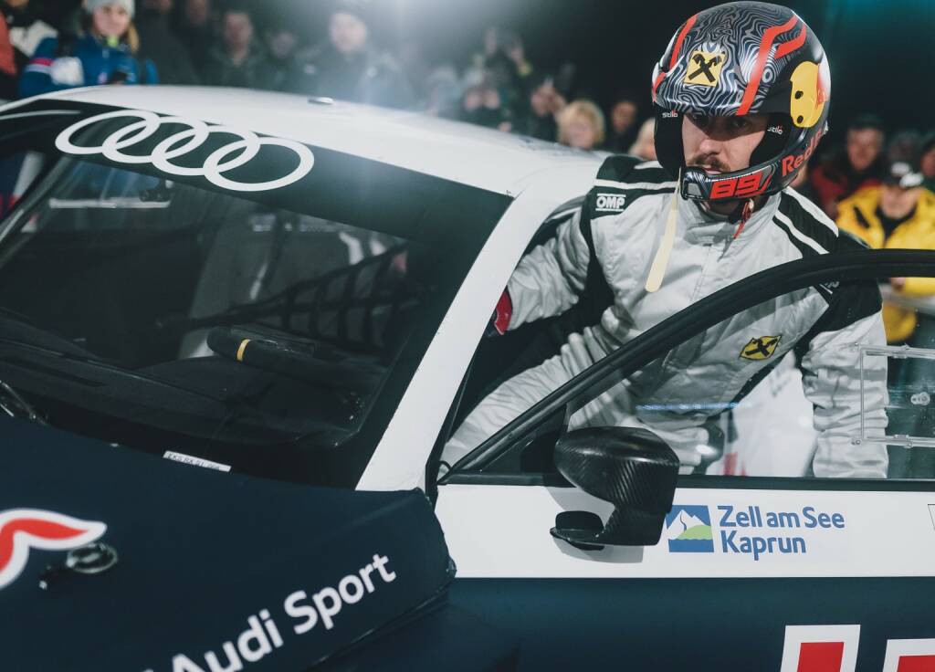 Zell am See-Kaprun: Die Legende ist zurück in Zell am See-Kaprun: 16.000 Zuschauer beim zweiten spektakulären Eisrennen GP Ice Race. Am 1. und 2. Februar 2020 begeisterte das GP Ice Race nicht nur mit spektakulären Rennwagen, sondern auch mit Marcel Hirscher und Axel Lund Svindal beim Skijöring; Credit: EXPA Pictures JFK (03.02.2020) 