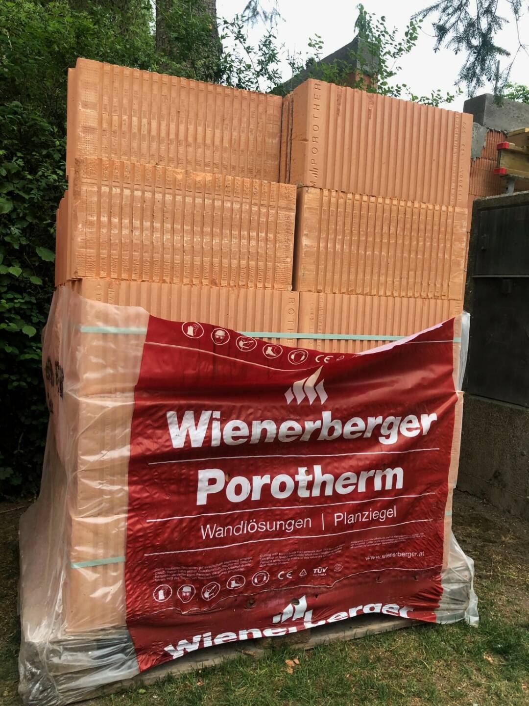 Wienerberger, Ziegel, Hausbau, Credit: photaq.com