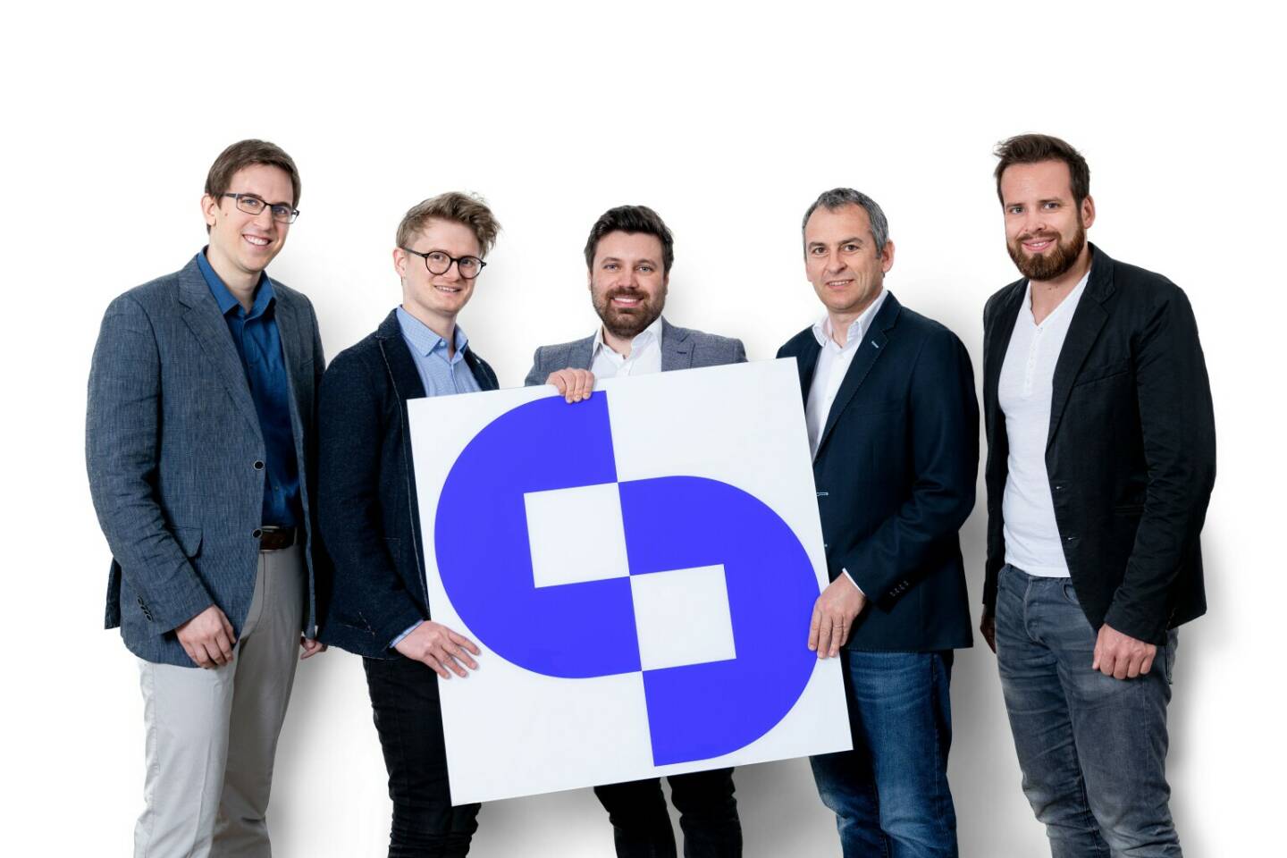 2019 wurde das Fintech von Patrick Scheucher und Florian Sulzer gegründet. Florian Hilbinger und Thomas Mang stießen später zum Team dazu. 2018 engagierten sich der Finanzprofi und Business Angel Michael Müller und ein Investorenteam bei dem Fintech. In einer Studie hat das Wiener Startup erhoben, welche Bezirke in Wien am häufigsten auf ein Pfandservice zurückgreifen. Im Pfand-Ranking führt die Innere Stadt vor Mariahilf und Alsergrund. Credit: Cashy