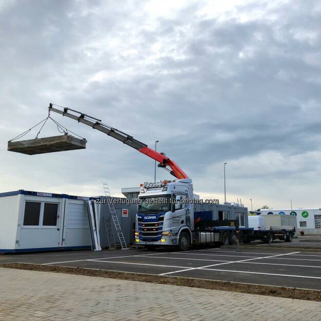 Wie startet man am besten ins Wochenende? Genau, mit unserem Fan Friday! 🥳
Christian G. hat uns diesen super Schnappschuss seines PK 48002 EH geschickt - danke dafür!
Habt ihr ebenfalls sehenswerte Bilder eurer PALFINGER Lifting Solution im Einsatz? 👀 Dann schickt sie uns doch an socialmedia@palfinger.com und werdet Teil unseres Fan Fridays! 📧  Source: http://facebook.com/palfingerdach, © Aussender (04.07.2020)