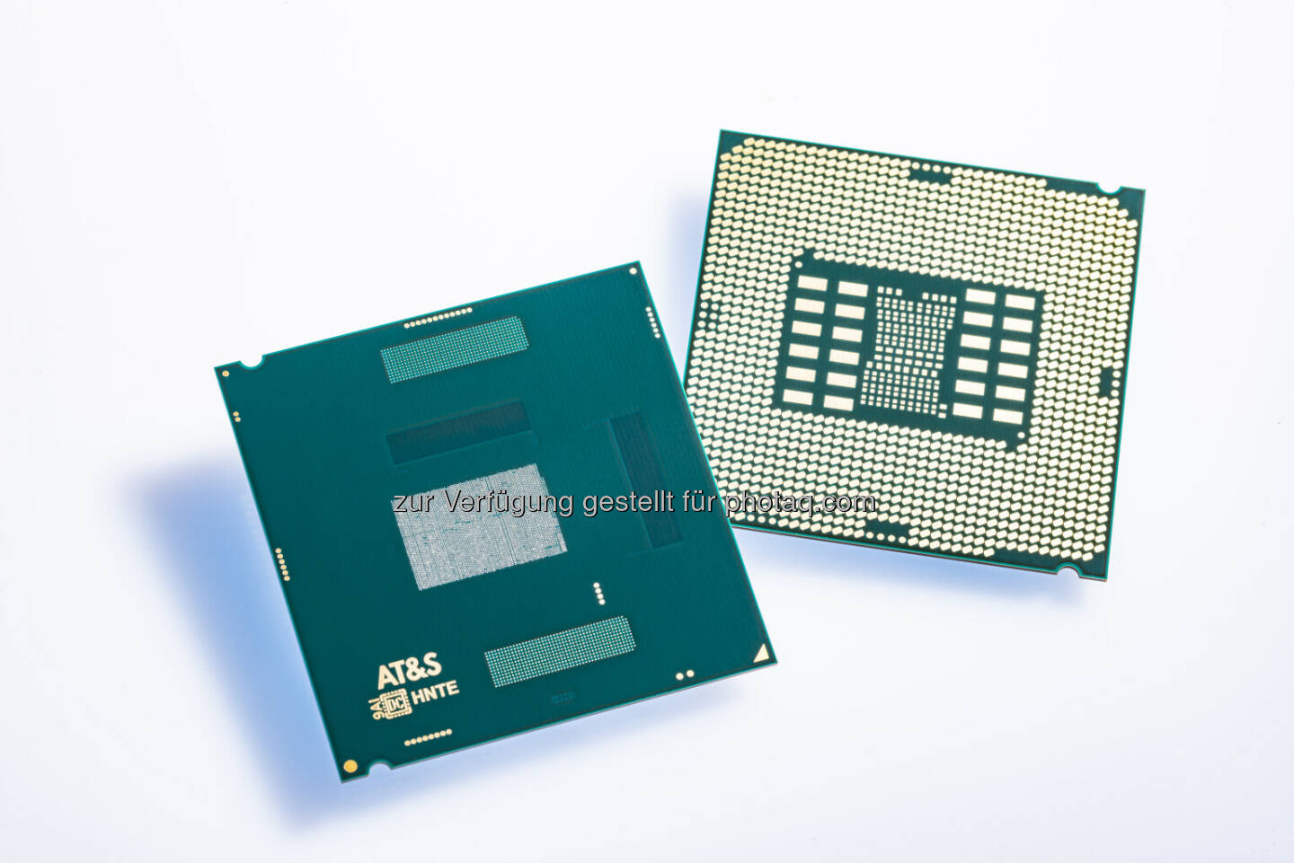 AT&S: IC Substrate sind das Verbindungsstück zwischen der Nanowelt von Mikrochips und der Mikrowelt von Leiterplatten und ermöglichen leistungsfähige Anwendungen wie Hochleistungsrechner, Notebooks, Tablets, PCs und Smartphones. Copyright: AT+S AG/Werner Krug, 2020