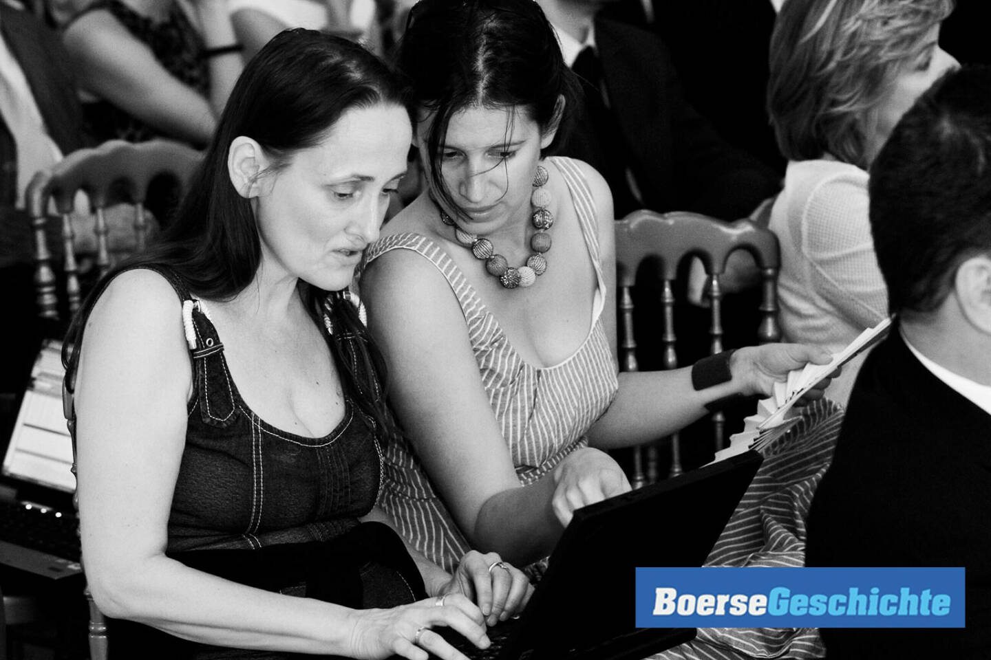 #boersegeschichte 2011: Regina Forster (APA), Zoe Schneeweiss (Bloomberg) beim Wiener Börse Preis