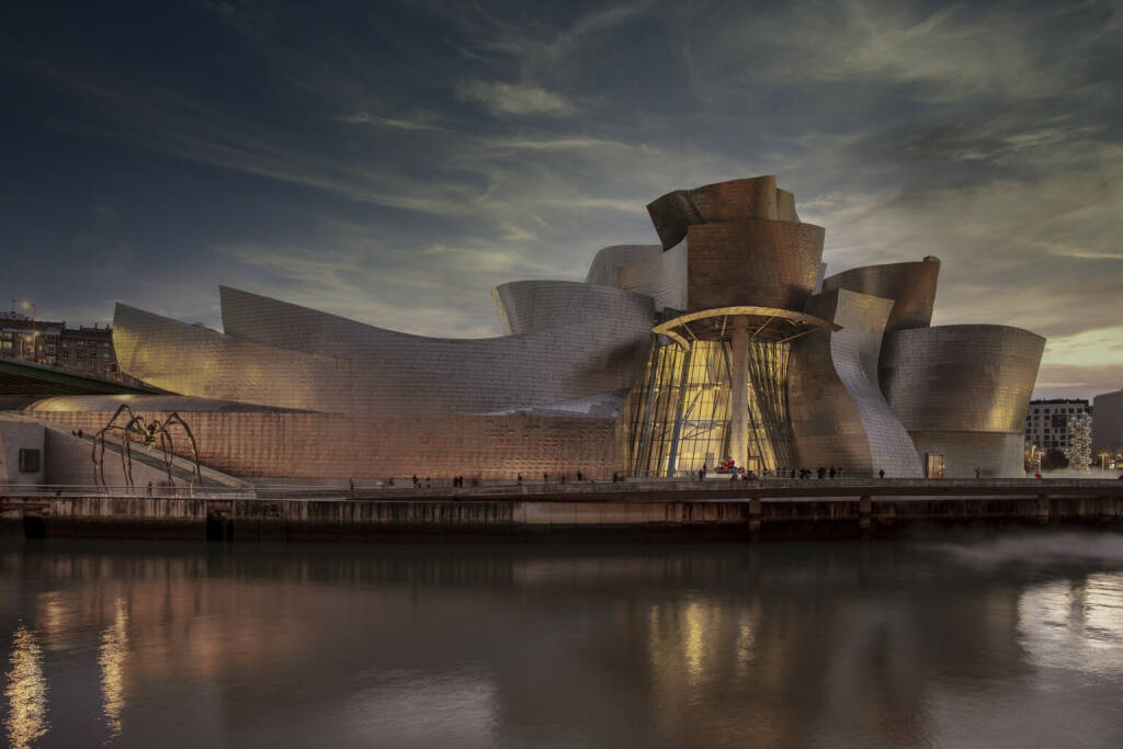 Mehr als 1.000 Zumtobel-Leuchten wurden im Guggenheim Museum, Bilbao verbaut. © Faruk Pinjo (28.10.2020) 
