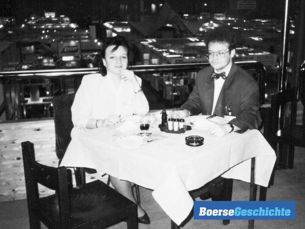 #boersegeschichte 1993: Industriellenpaar Gregor Rosinger und Yvette Rosinger, Restaurant der Messe Klagenfurt anlässlich eines Messebesuches auf der „Componenta“ (18.11.2020) 