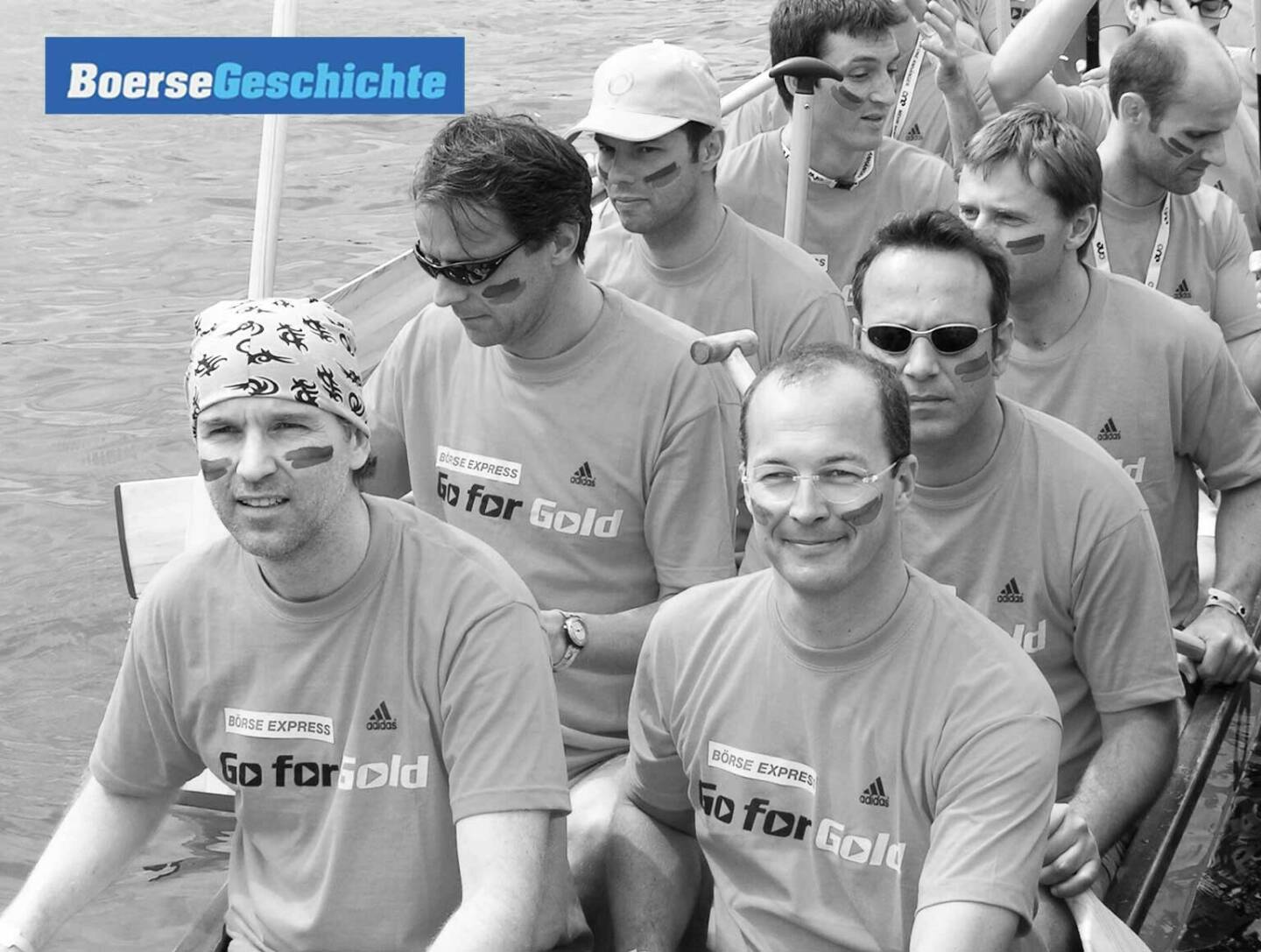 #boersegeschichte 2003: Ein Drachenboot voll mit Börsianern, mit u.a. Charly Mauracher, Johannes Rogy, Thomas Brey, Peter Nestler, Rudi Zipfelmayer uvm. 