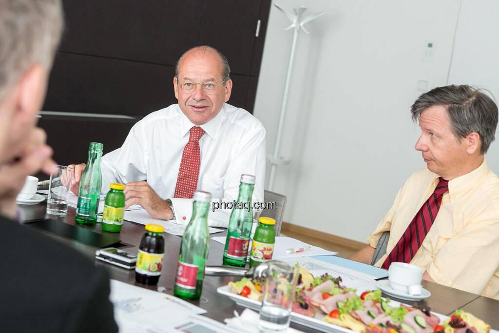 Christian Drastil, Michael Spiss (RCB), Heinrich Traumüller (Büro des Kapitalmarktbeauftragten, BMF), © finanzmarktfoto.at/Martina Draper (06.08.2013) 