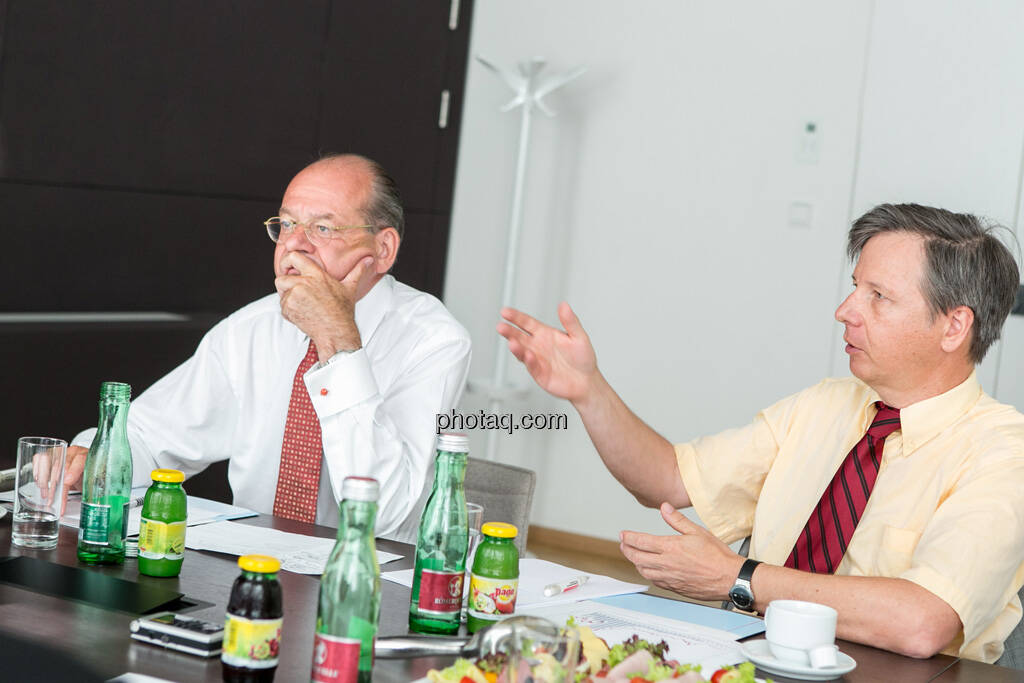 Michael Spiss (RCB), Heinrich Traumüller (Büro des Kapitalmarktbeauftragten, BMF), © finanzmarktfoto.at/Martina Draper (06.08.2013) 