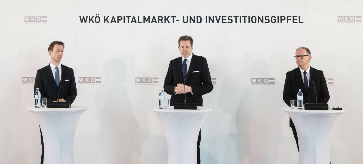 Wirtschaftskammer Österreich: WKÖ-Gipfel zu Kapitalmarkt und Investitionen: „Hebel für nachhaltigen Aufschwung und Wachstum definieren“, Finanzminister Gernot Blümel, WKÖ-Präsident Harald Mahrer und WKÖ-Generalsekretär Karlheinz Kopf präsentieren die Ergebnisse des WKÖ-Kapitalmarkt- und Investitionsgipfels; Credit: WKÖ