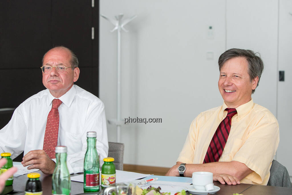 Michael Spiss (RCB), Michael Spiss (RCB), Heinrich Traumüller (Büro des Kapitalmarktbeauftragten, BMF), © finanzmarktfoto.at/Martina Draper (06.08.2013) 