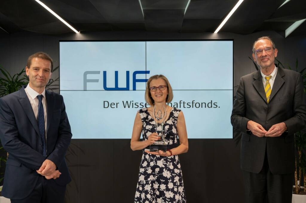 FWF - Der Wissenschaftsfonds: Informatikerin Monika Henzinger zu Österreichs Wittgenstein-Preisträgerin 2021 gekürt, FWF-Präsident Christof Gattringer, Wittgenstein-Preisträgerin 2021 Monika Henzinger, Wissenschaftsminister Heinz Faßmann (v.l.n.r.) Fotocredit:FWF/Daniel Novotny, © Aussendung (22.06.2021) 