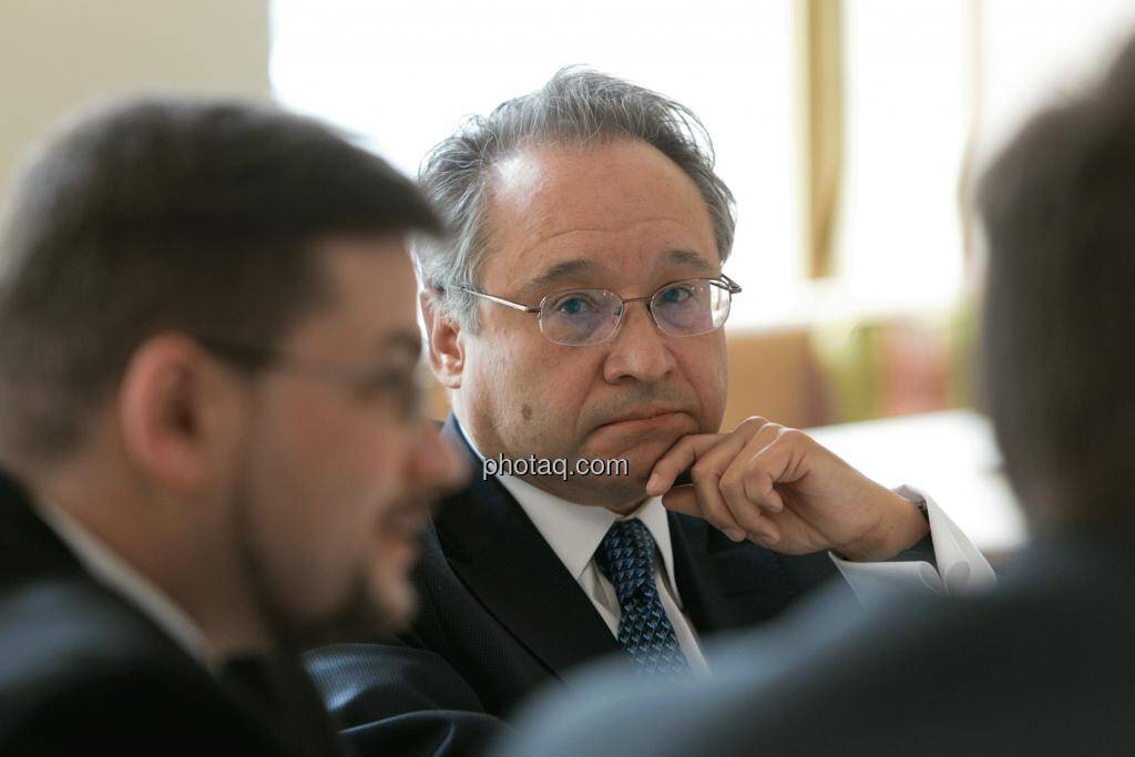 Richard H. Mayr (CEO Argentuminvest), Lenic M. Rodriguez (CEO Aurcana), © Martina Draper (15.12.2012) 