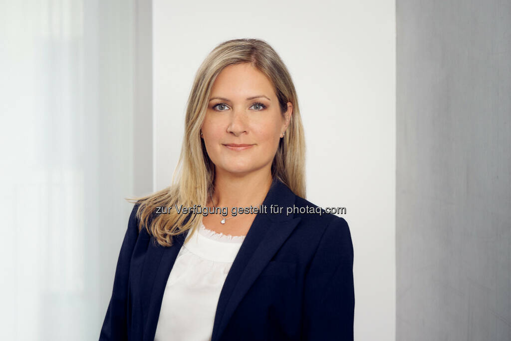 McDonald’s Österreich: Sonja Dirnböck (vormals Oberreiter) ist Head of Marketing - ab sofort verantwortet sie die Marketing-Agenden in den Bereichen Food, Family & Brand Extensions des Systemgastronomie-Marktführers McDonald’s Österreich im Team von Marketing Director Benedikt Böcker. Die erfahrene Marketingexpertin, zuletzt Marketing Team Lead Food Innovation & Restaurant Experience, folgt in dieser Position auf Marion Hohenecker, die sich neuen beruflichen Herausforderungen widmet. (Bild: McDonald’s Österreich), © Aussender (14.07.2021) 