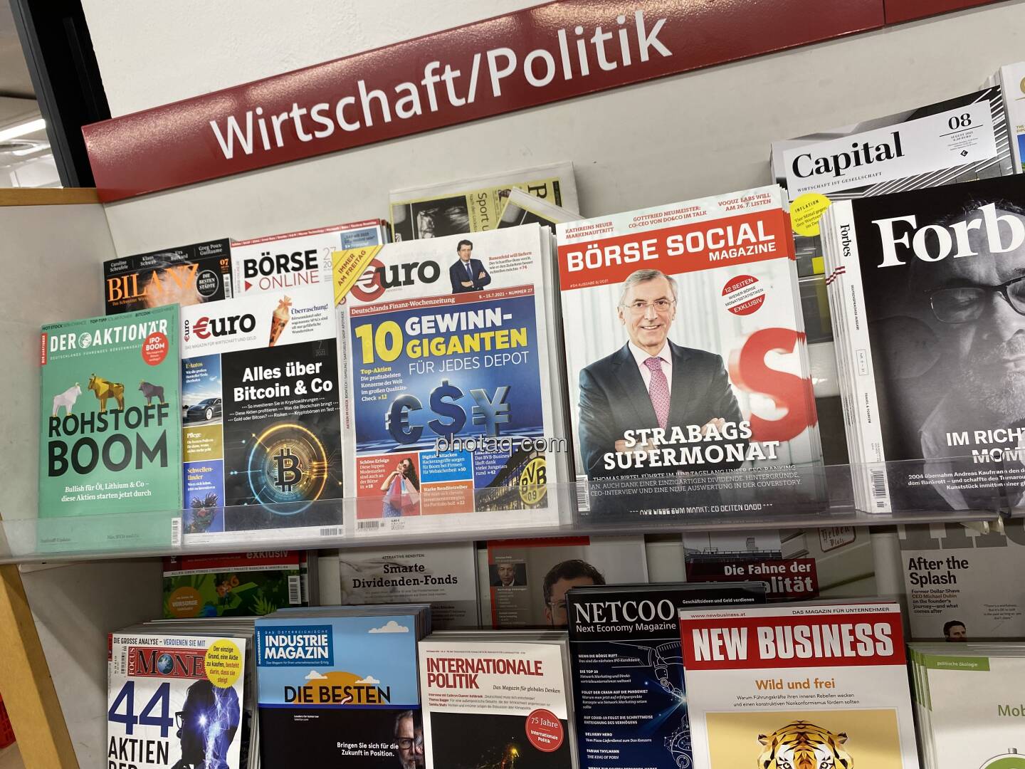 B&ouml;rse Social Magazine #54, Kiosk, Morawa, Strabags Supermonat - Thomas Birtel - http://boerse-social.com/magazine