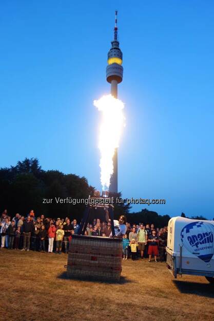 Lichterfest - Dortmund mit Brennerparade, © Dirk Herrmann (11.08.2013) 