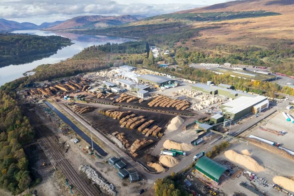 binderholz vor Übernahme der größten britischen Sägewerksgruppe, mit der geplanten Übernahme der britischen BSW Timber Ltd. setzt binderholz die langfristige Expansions- und Nachhaltigkeitsstrategie des Unternehmens konsequent fort. Fotocredit:BSW, © Aussendung (11.10.2021) 