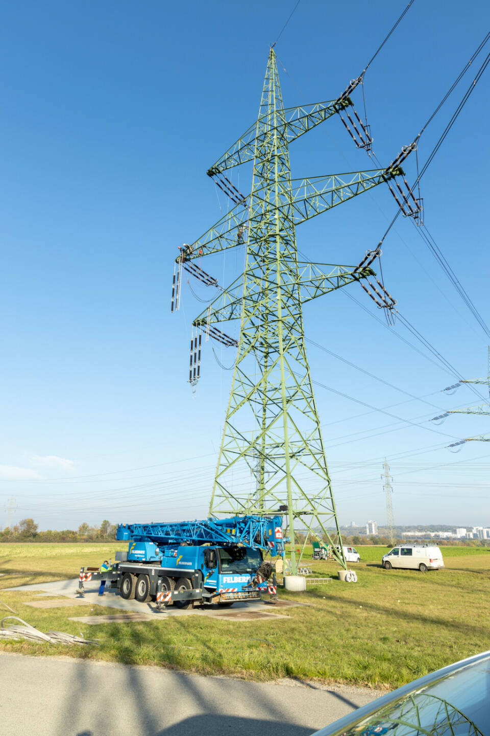 Austrian Power Grid AG: Wiener Netze und APG schließen 380-kV-Ring für Wien, Wiener Netze baut eine zweite 380-kV-Leitung, die den Strom aus dem APG-Umspannwerk in Wien Süd-Ost in das Wiener Netze Umspannwerk Simmering transportiert. Credit: Manfred Tucherl
