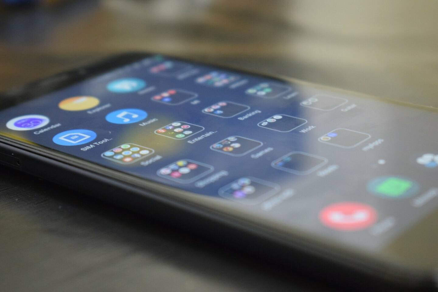 Smartphone - https://pixabay.com/photos/smartphone-apps-mobile-mobile-apps-5714763/