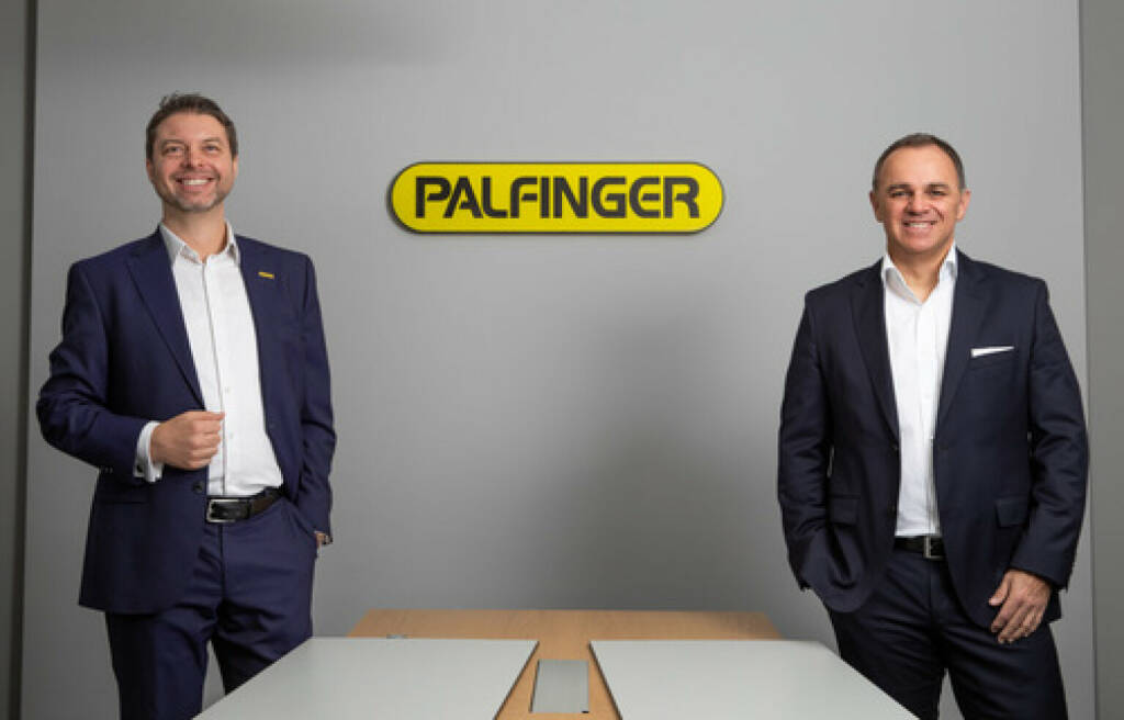 Felix Strohbichler (CFO Palfinger), Hubert Palfinger (Aufsichtsratsvorsitzender) Bildrechte: PALFINGER AG, © Aussender (01.02.2022) 