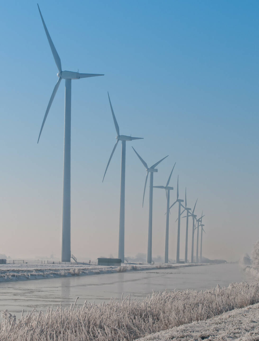 Austrian Power Grid AG: Big Data für bessere Windprognose & Kostenbremse: Innovative Technologie von MeteoServe hilft APG künftig dabei, die Strommenge aus Wind noch exakter vorherzusagen. Fotocredit: Getty Images/iStockphoto