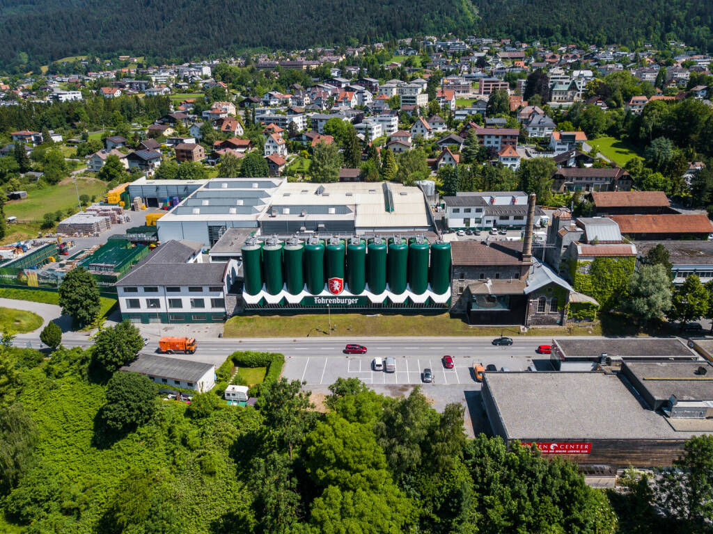 Brau Union Österreich AG: Tag des Energiesparens: Brau Union Österreich Vorreiter mit drei grünen Brauereien und ehrgeizigen Zielen, Die Grüne Brauerei Fohrenburg produziert seit Februar 2022 CO2 neutral, Fotocredit:philipp steurer, © Aussender (04.03.2022) 