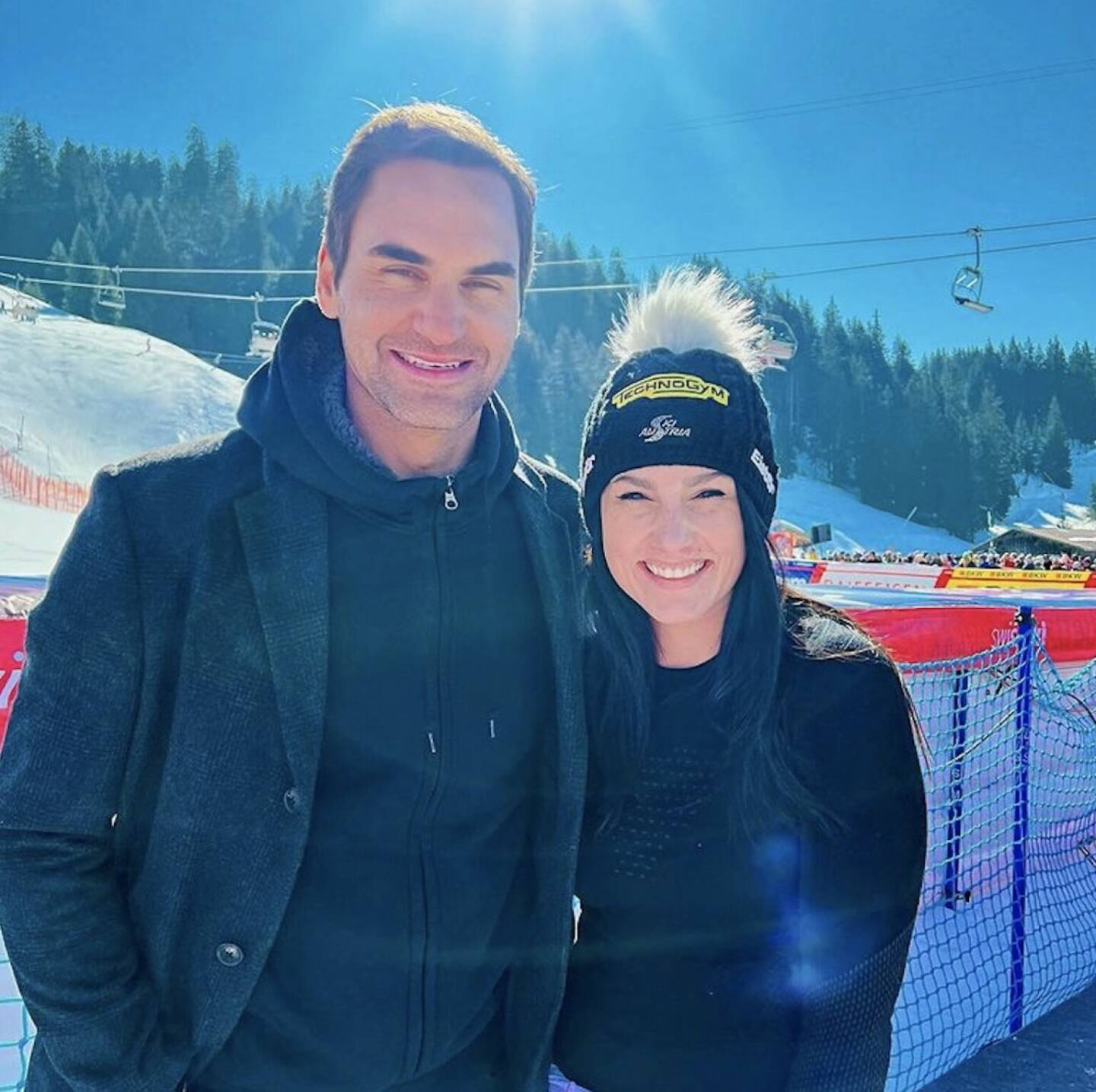 Roger Federer Stephanie Venier - Highlight des Tages
Von: https://www.instagram.com/p/CM9Rl0KMX6p/ (Stephanie Venier, Ski Alpin, http://www.sportgeschichte.at)