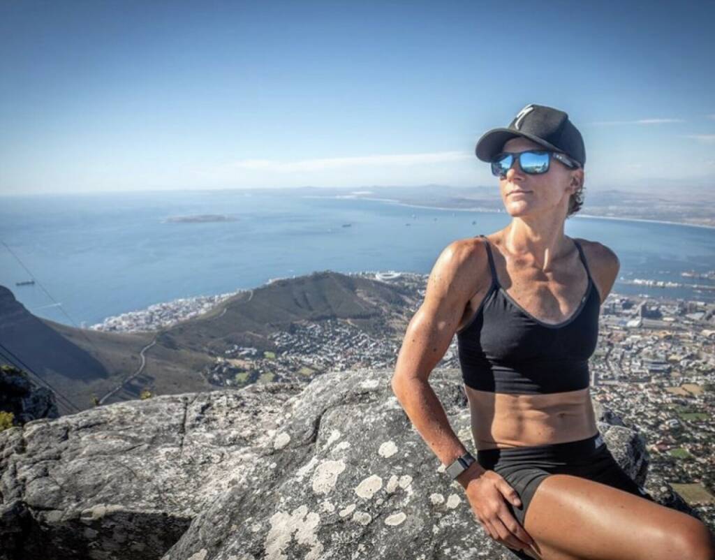 Sommer Tafelberg Relax
Von: https://www.instagram.com/tstroschneidertri// (Tanja Stroschneider. Triathletin https://youtu.be/8mBNx4YvAeI  http://www.sportgeschichte.at)  (07.03.2022) 