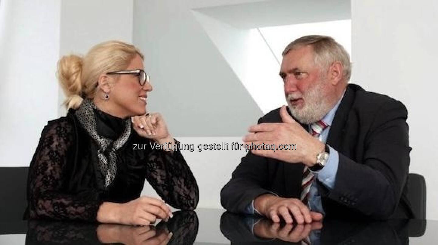 Christina Weidinger, Franz Fischler: Neue Publikation von Franz Fischler, Christina Weidinger und René Schmidpeter positioniert Thema Nachhaltigkeit international neu. Buchpräsentation am 28. August 2013 im Rahmen des Europäischen Forums Alpbach (c) Aussendung