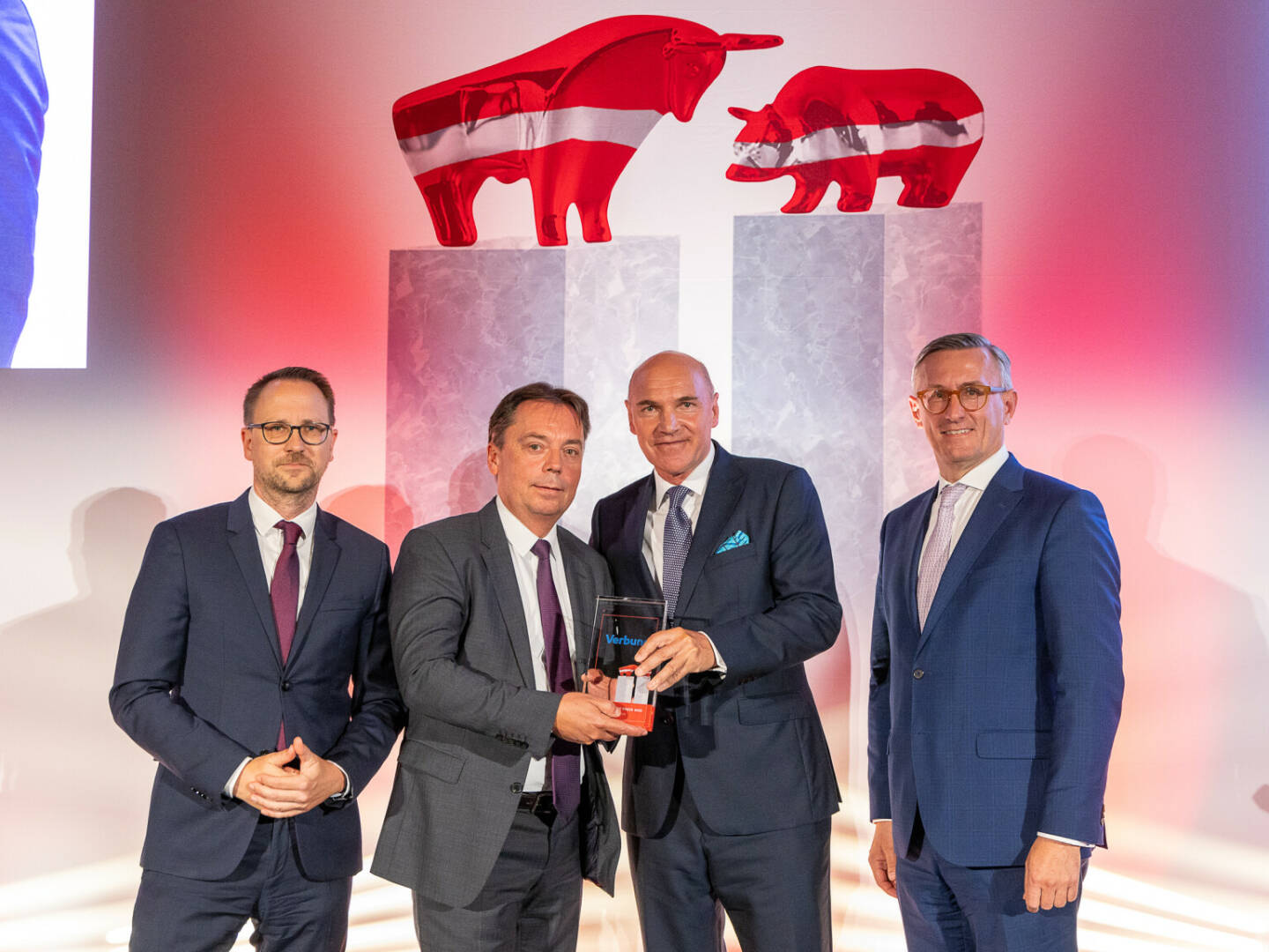 Wiener Börse Preis 2022: Corporate Bond-Preis: Maxian (ÖVFA), Wollein, Kollmann (VERBUND), Ottel (Aktienforum); Credit: Wiener Börse