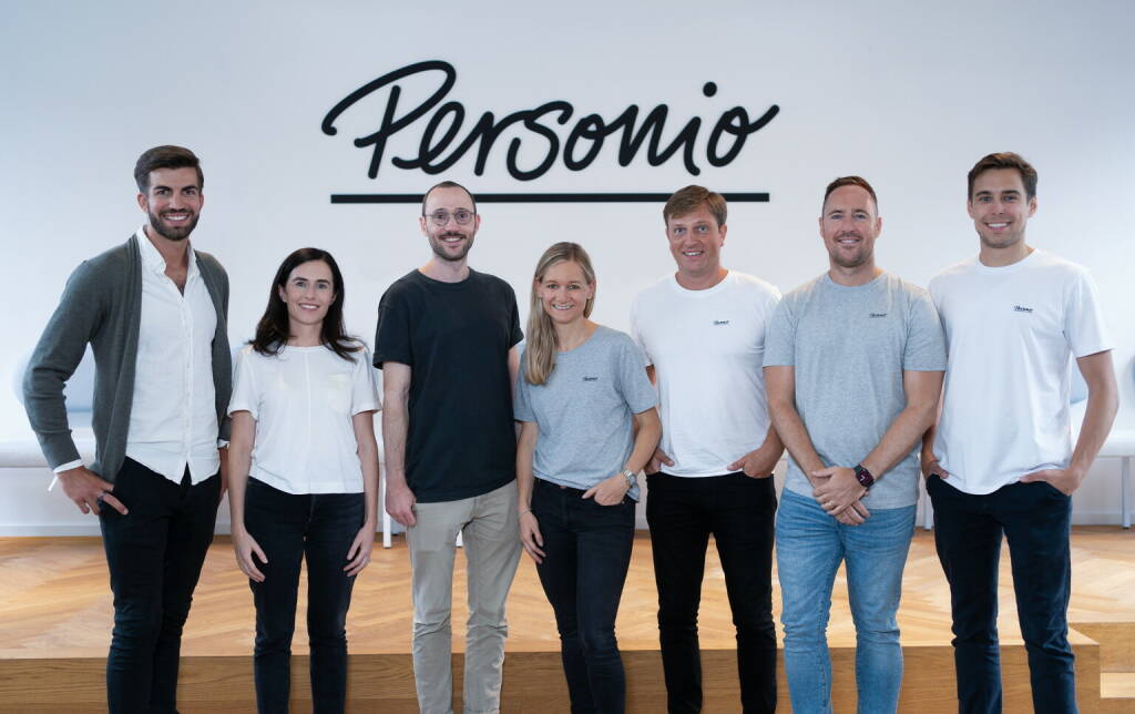 Personio: Personio schließt weiteres Series E-Funding in Höhe von $200 Mio. ab, um europäische Expansion und Vision für HR-Software voranzutreiben; Executive Team von links: Hanno Renner (co-founder & CEO), Geraldine MacCarthy (CRO), Roman Schumacher (co-founder & CPO), Birgit Haderer (CFO), Sebastian Enderlein (VP Engineering), Ross Seychell (Chief People Officer), Jonas Rieke (COO) Credit: Personio (22.06.2022) 